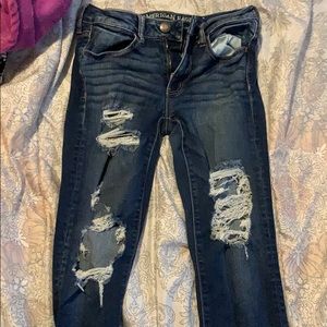 American Eagle Size 6 Ripped Jeans